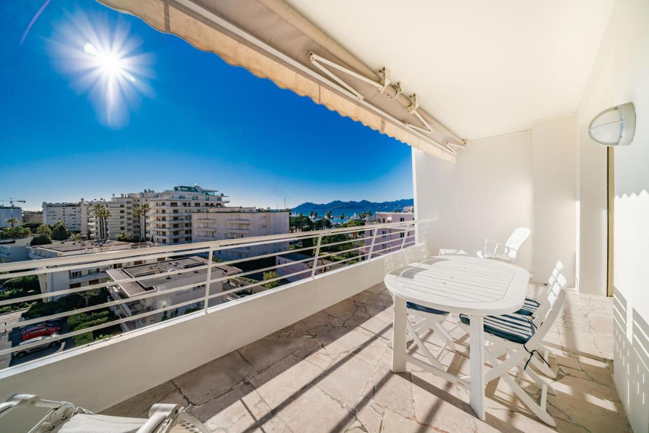 Palm Beach- Free Wifi- Parking- Sea View Apartman Cannes Kültér fotó