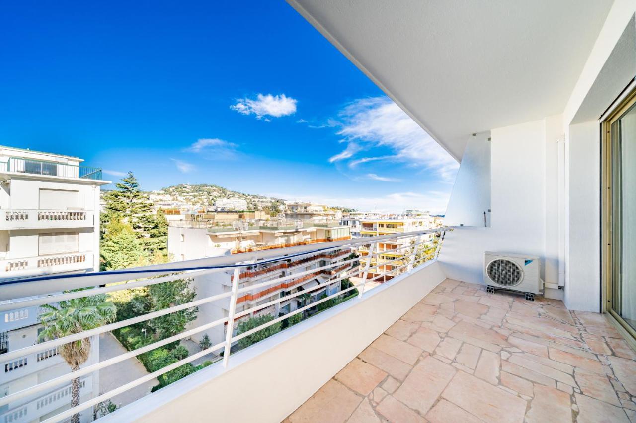 Palm Beach- Free Wifi- Parking- Sea View Apartman Cannes Kültér fotó